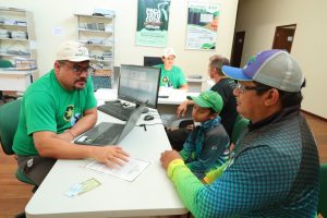 Imagem da notícia - Carteira de Pesca tem grande procura em Parintins