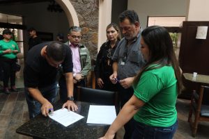 Imagem da notícia - Ipaam notifica Tropical Hotel para prestar esclarecimentos sobre animais em zoológico