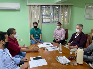 Imagem da notícia - Ipaam e Semmas discutem ações para a regularização de flutuantes na orla de Manaus