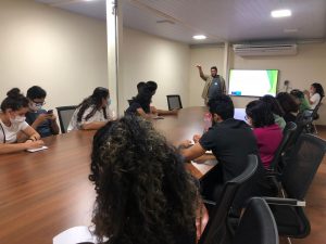 Imagem da notícia - Gerência de Controle Florestal do Ipaam realiza palestra para turma de Engenharia Florestal da Ufam