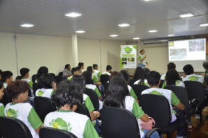 Imagem da notícia - Estudantes conhecem ações e o futuro Bosque Ambiental do Ipaam