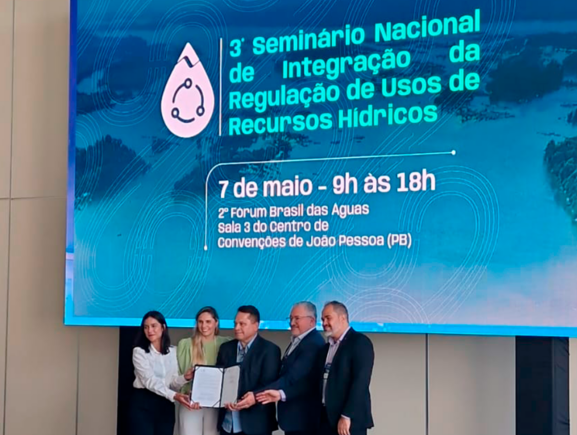 Governo do Amazonas firma acordo com Agência Nacional de Águas para fortalecer gestão dos recursos hídricos