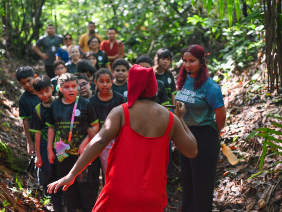 Mais de 130 alunos visitam Bosque Vandete Rocha, no Ipaam, em primeira semana de atividades