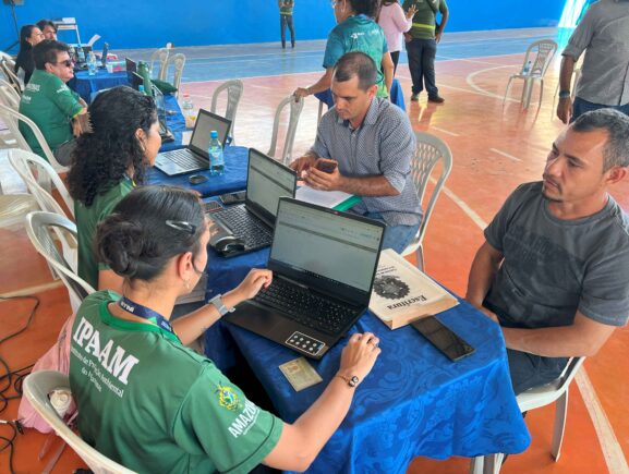 Ipaam presta atendimentos em Apuí e reforça ações de regularização ambiental