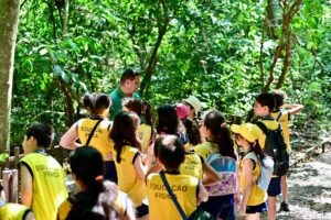 Imagem da notícia - Ipaam promove educação ambiental no Bosque Vandete Rocha em atividades para estudantes