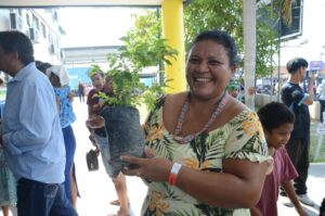 Imagem da notícia - Governo Presente: Ipaam distribui 200 mudas de plantas frutíferas, medicinais e ornamentais