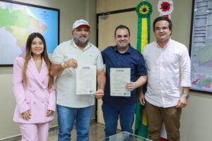 Governador Roberto Cidade concede licença para início das obras da Ponte do Abial, em Tefé