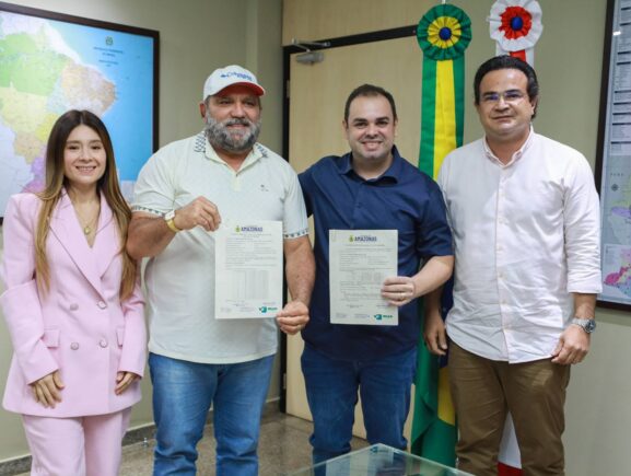 Governador Roberto Cidade concede licença para início das obras da Ponte do Abial, em Tefé